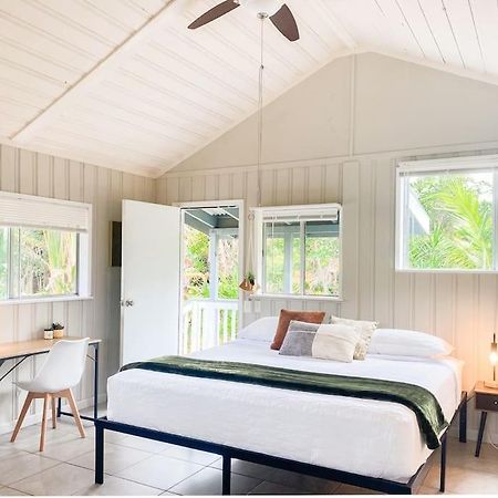 Monstera Bungalow, Spacious, King Bed, Big Kitchen Keaau Exteriér fotografie